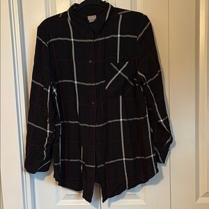 Chic Black Plaid Button-Up Shirt